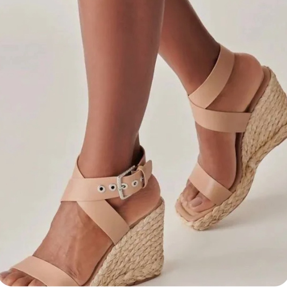 NWT Dolce Vita Aldona Wedge Sandals